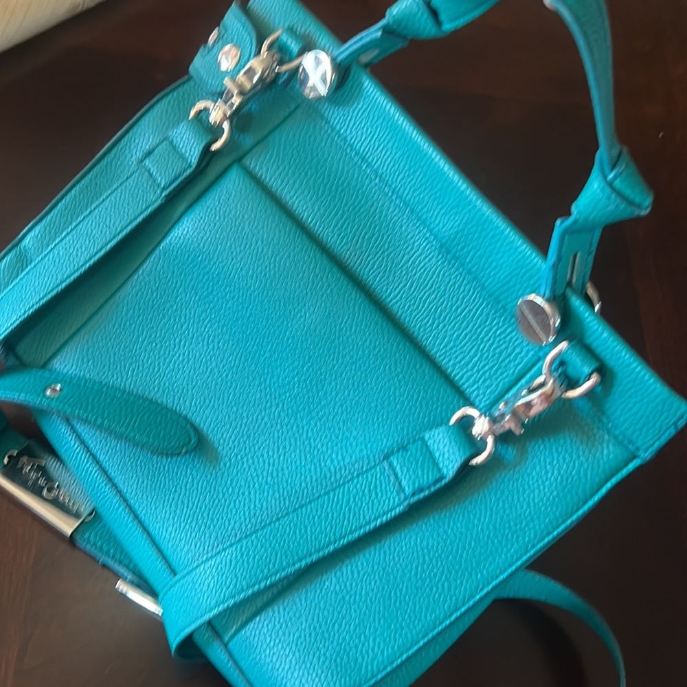 Foley + Corinna women’s Crossbody Handbag
Like new condition - Picture 6 of 17